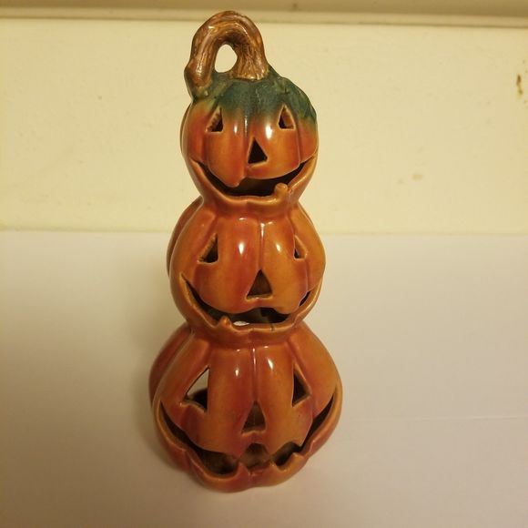 Jack-O-Lantern Tea Light Holder - Picture 1 of 7